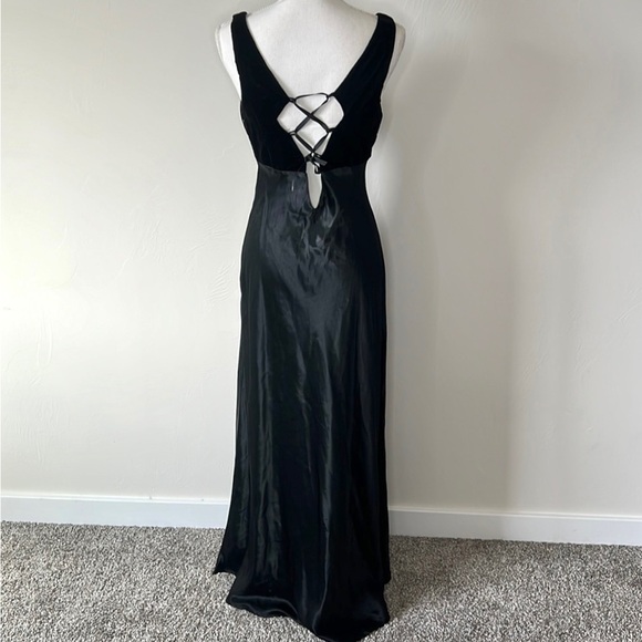 Vintage Rampage Goth Gown - Picture 8 of 14